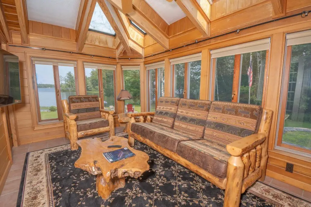 Sunroom overlooking Wilson Lake