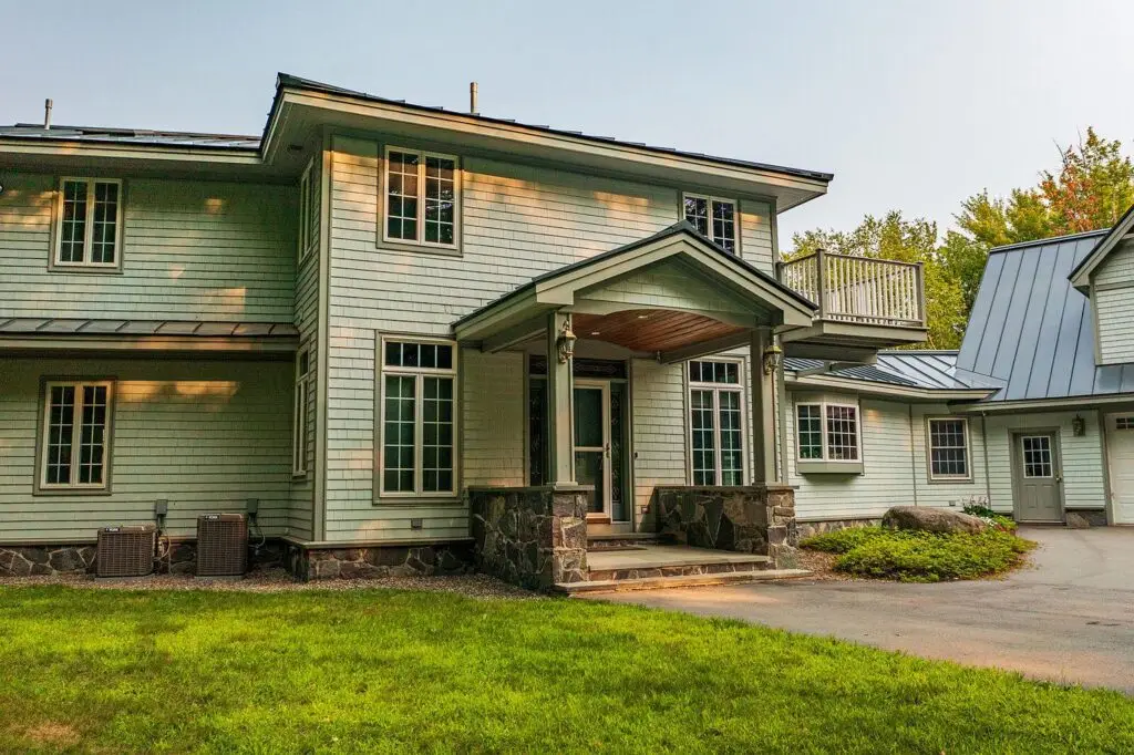 Front entryway of the house at 17 Point Road, Wilton Maine